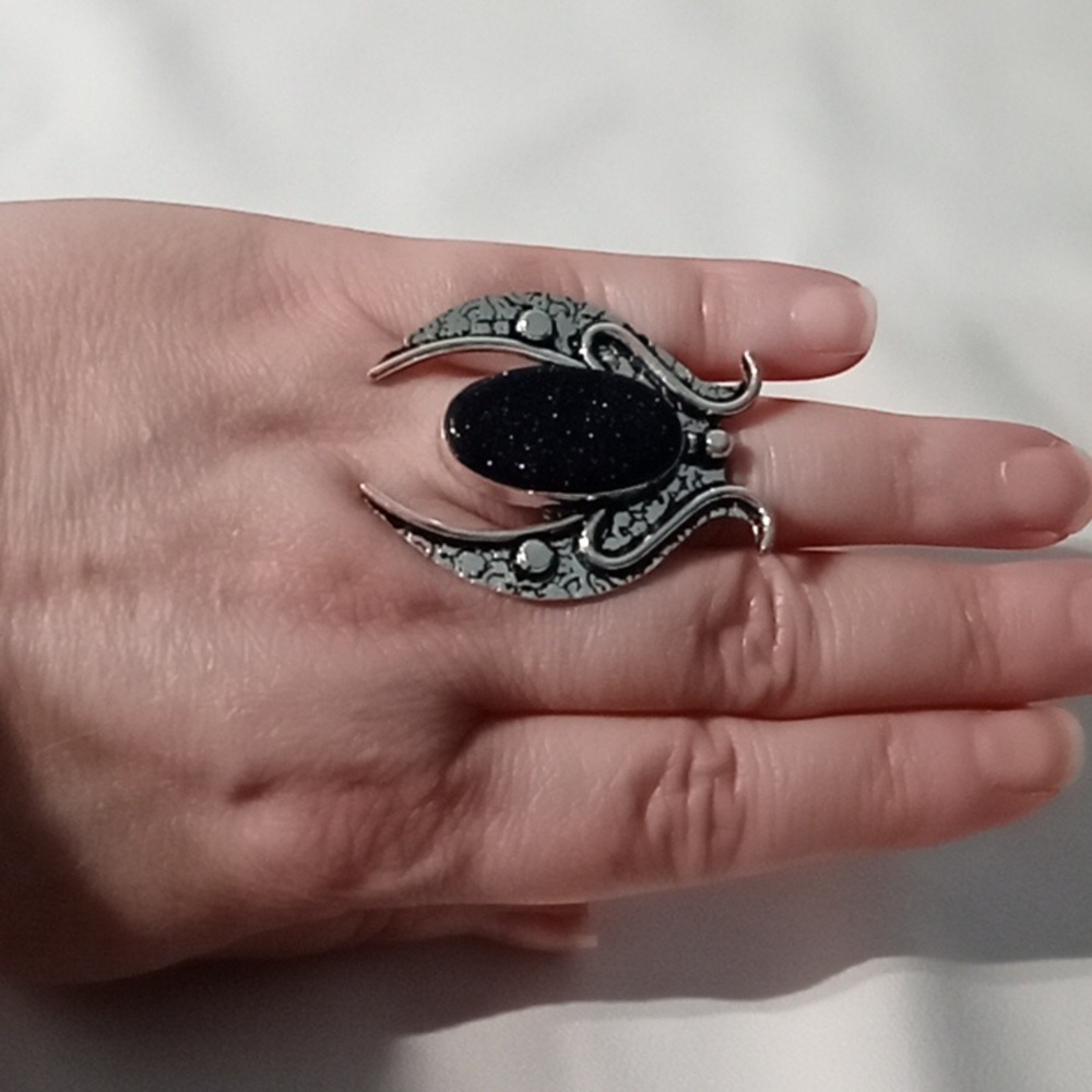 Blue Sandstone Ring - Picture 3 of 5